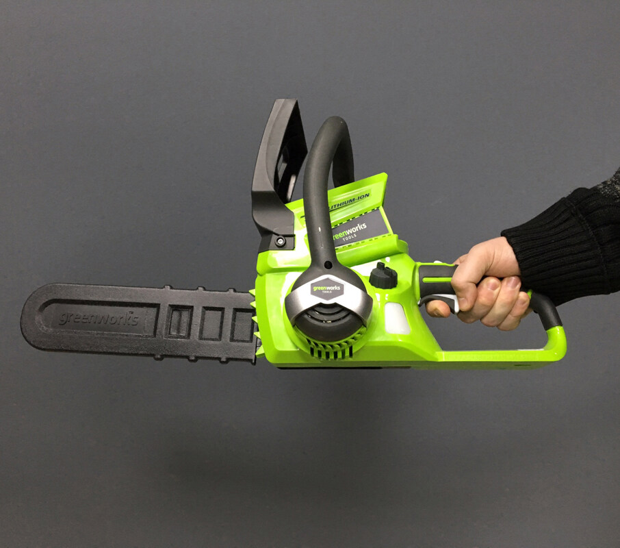 Greenworks G24CS25 24V Cordless 10'' Chainsaw (With 4AH Battery &amp; Charger)